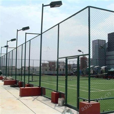 球场体育场围网 低碳钢丝运动场浸塑勾花护栏